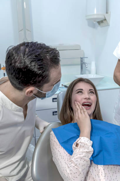 Best Emergency Treatment for Dental Infections or Abscesses in Round Lake Beach, IL